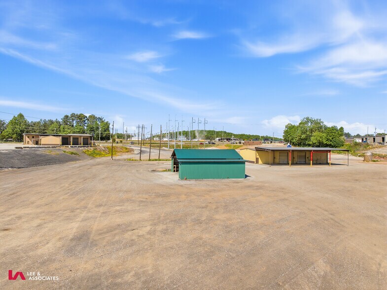More Photos Of 1364 Candler Rd, Gainesville Truck Terminal For Lease