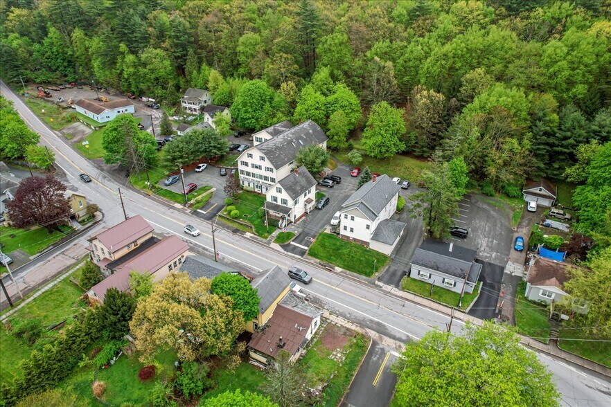 More Photos Of 141 Bellemonte Ave, Hawley Apartments For Sale