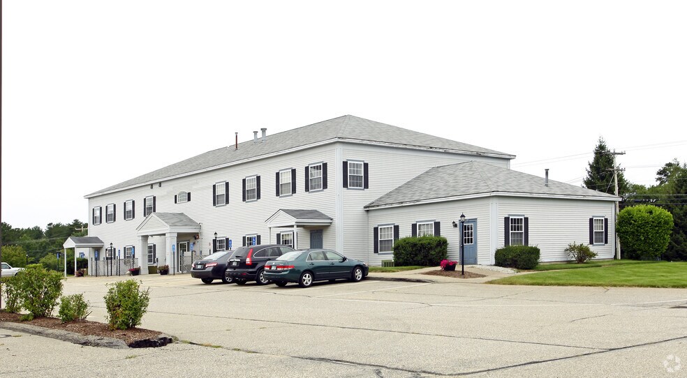 Primary Photo Of 130 Pembroke Rd, Concord Office For Lease
