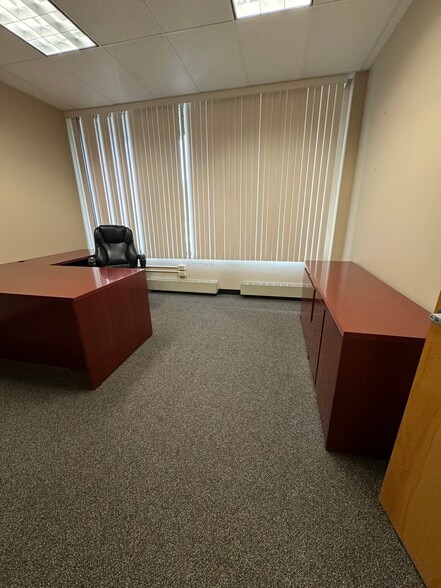 More Photos Of 761 Koehler Ave, Ronkonkoma Office For Lease