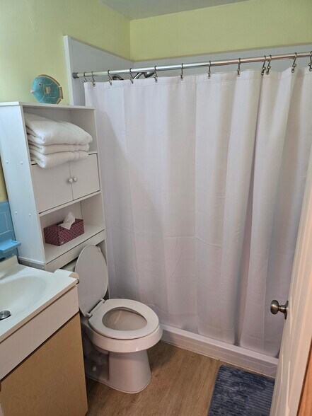 More Photos Of 110 Freesia Street, Everglades City Apartments For Sale