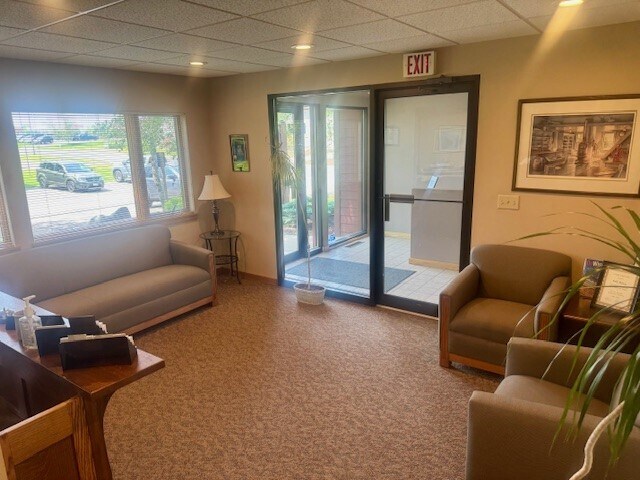 More Photos Of 1200 Heritage Dr, New Richmond Office For Sale