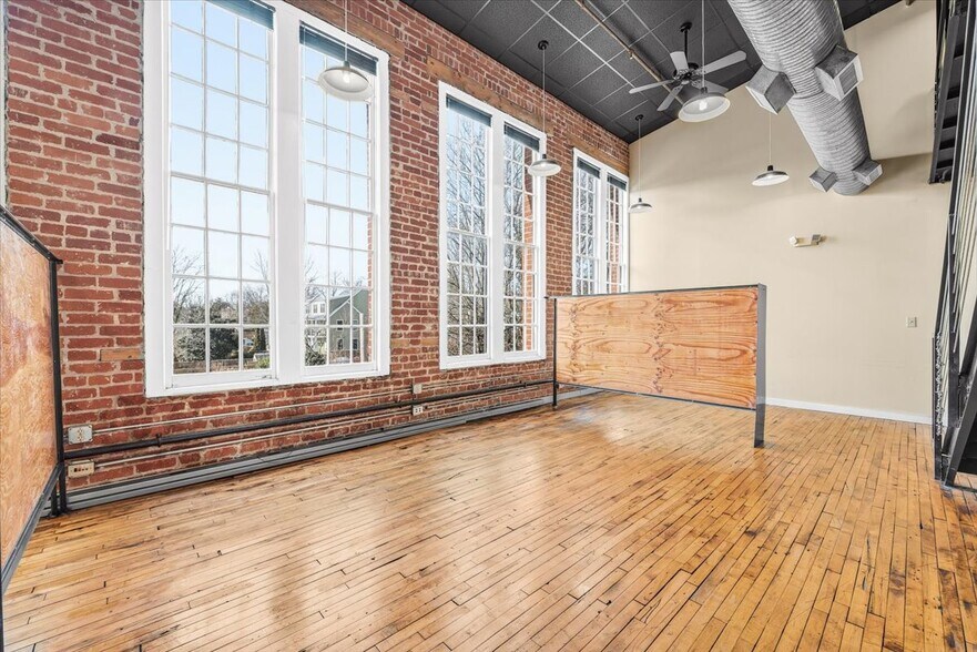 More Photos Of 241 E 4th St, Frederick Loft Creative Space For Sale