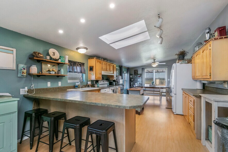 More Photos Of 11705 SW Shumway Rd, Powell Butte Specialty For Sale