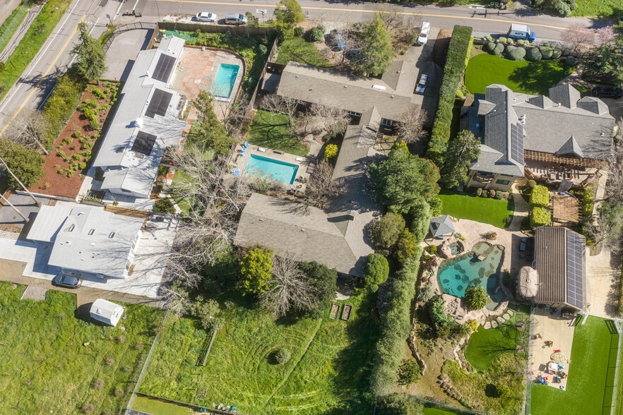 More Photos Of 8 Circle Rd, San Rafael Rehabilitation Center For Sale