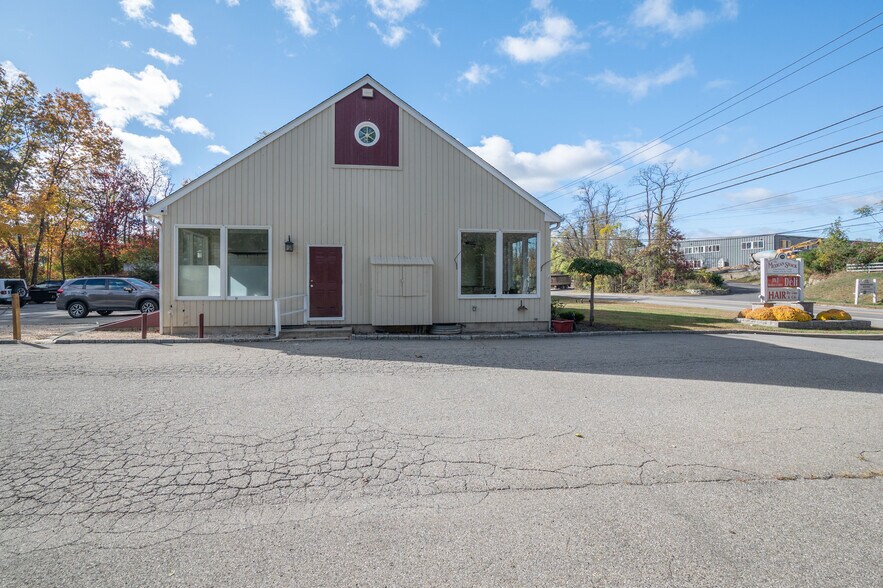 More Photos Of 256 Route 100, Somers Township General Retail For Sale