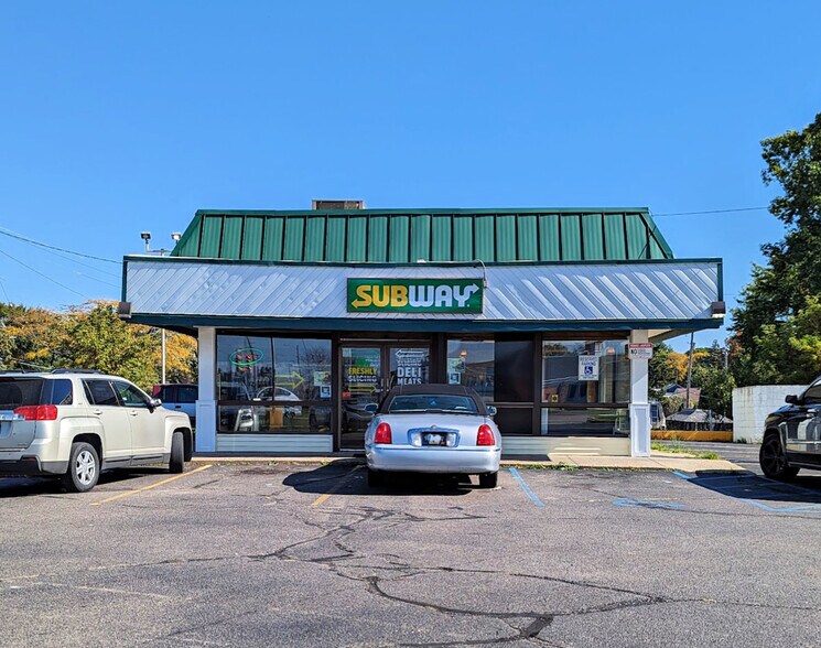 More Photos Of 3631 Miller Rd, Flint Fast Food For Sale