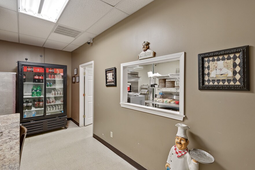 More Photos Of 83 W First St, Manteno Storefront For Lease
