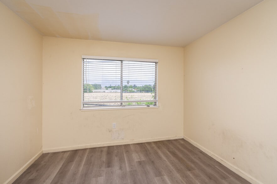 More Photos Of 4304 Manchester Ave, Stockton Apartments For Sale
