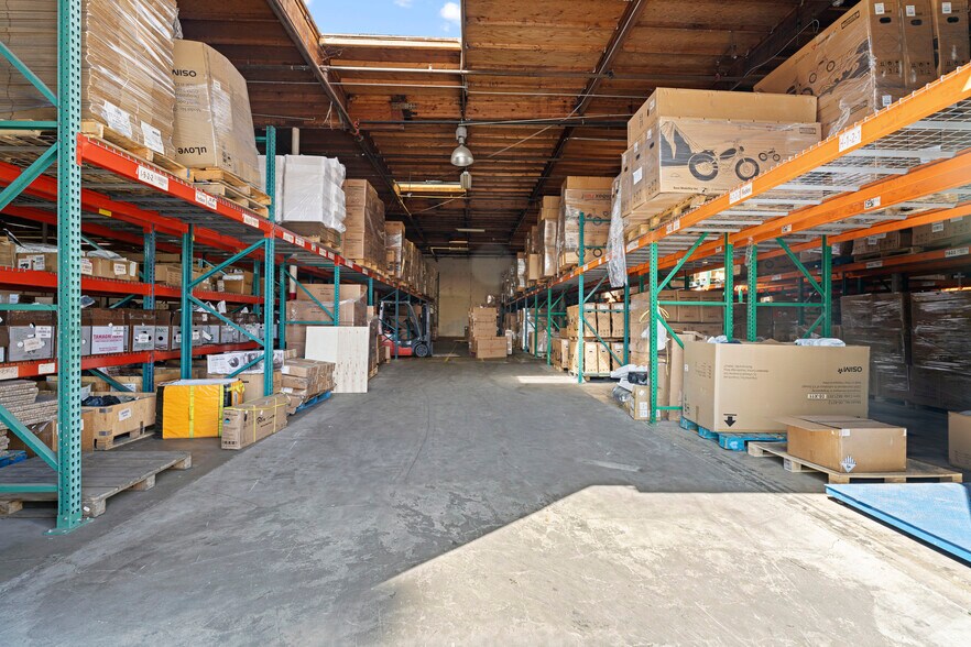 More Photos Of 1920 S Augusta Ct, Ontario Warehouse For Lease
