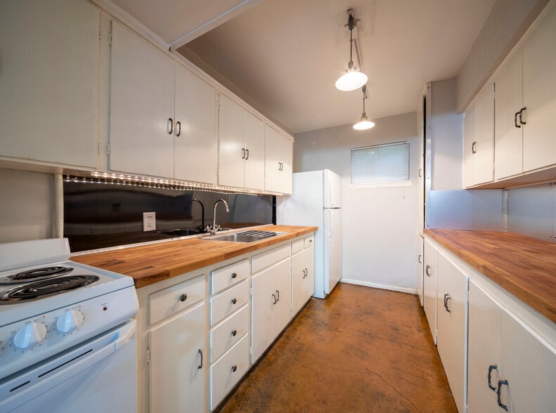 More Photos Of , Denton Unknown For Sale