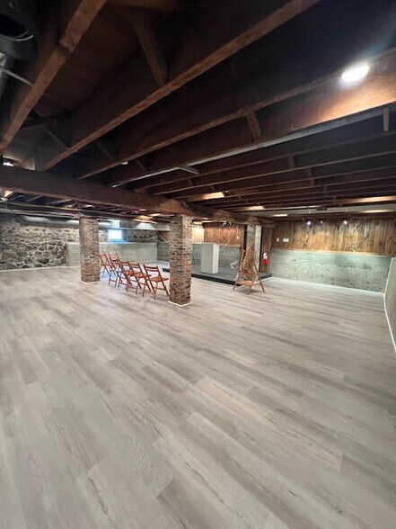 More Photos Of 2131 Five Mile Line Rd, Penfield Freestanding For Lease