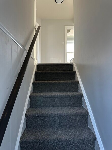 More Photos Of 800 Dekalb St, Bridgeport Storefront Retail Residential For Sale