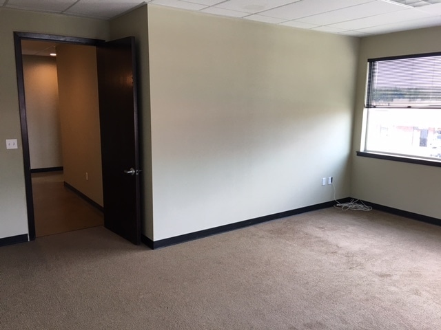 More Photos Of 3204 Smokey Point Dr, Arlington Office For Lease