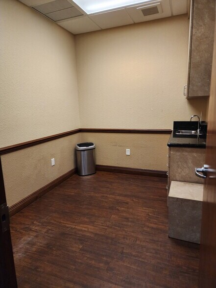 More Photos Of 3347 State Road 7, Wellington Medical For Sale