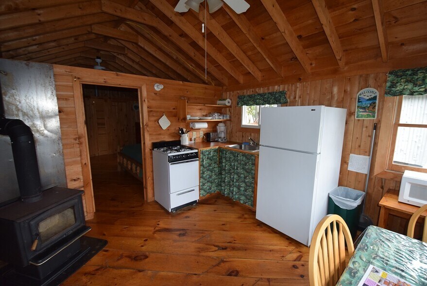 More Photos Of 239 Long Lake Camp Rd, Princeton Specialty For Sale