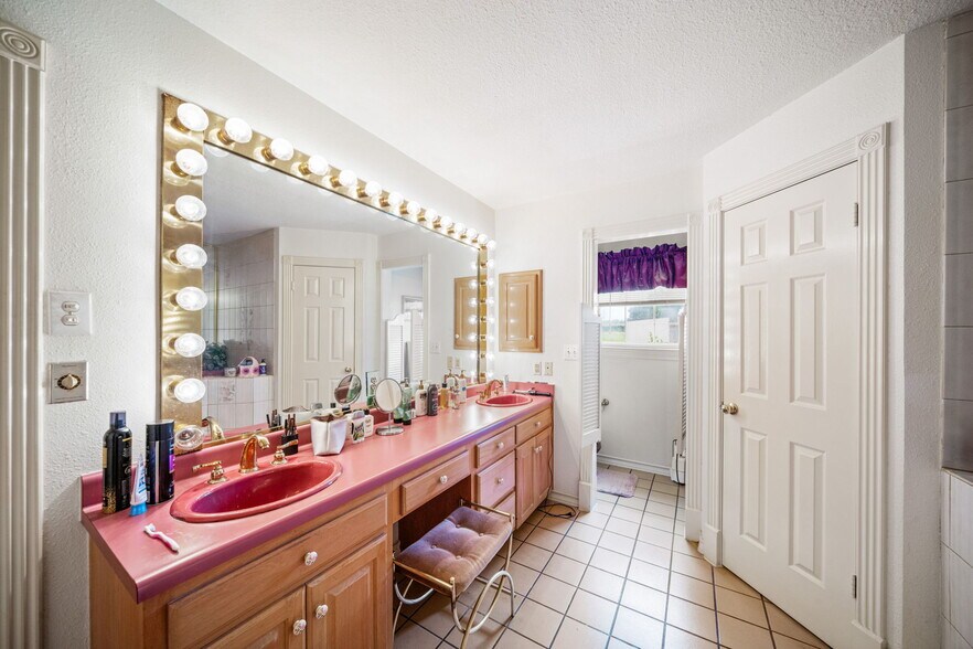 More Photos Of 210 Tolle Rd, Cibolo Land For Sale