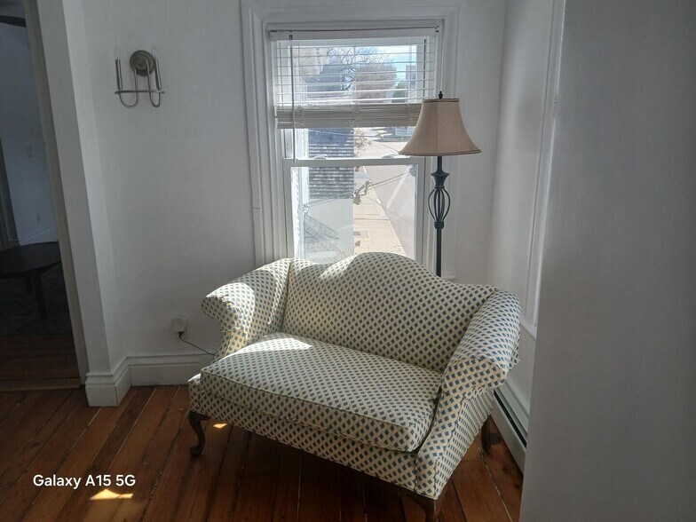More Photos Of 117 Water St, Stonington Apartments For Sale
