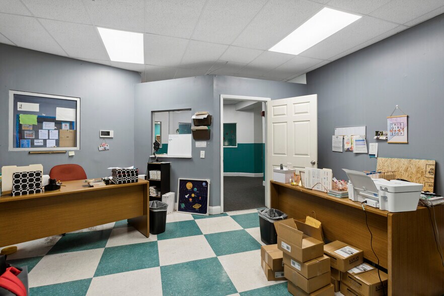 More Photos Of 1710 W Passyunk Ave, Philadelphia Flex For Lease