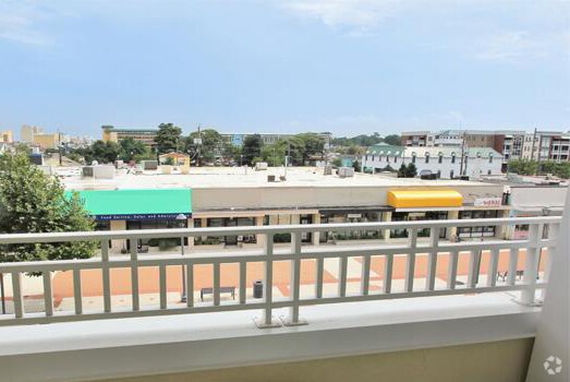 More Photos Of 332 Laskin Rd, Virginia Beach Apartments For Lease