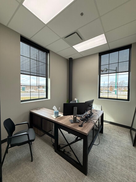 More Photos Of 8911 Technology Dr, Fishers Office For Lease
