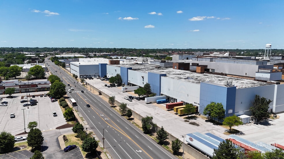 More Photos Of 3901 Union Blvd, Saint Louis Warehouse For Sale