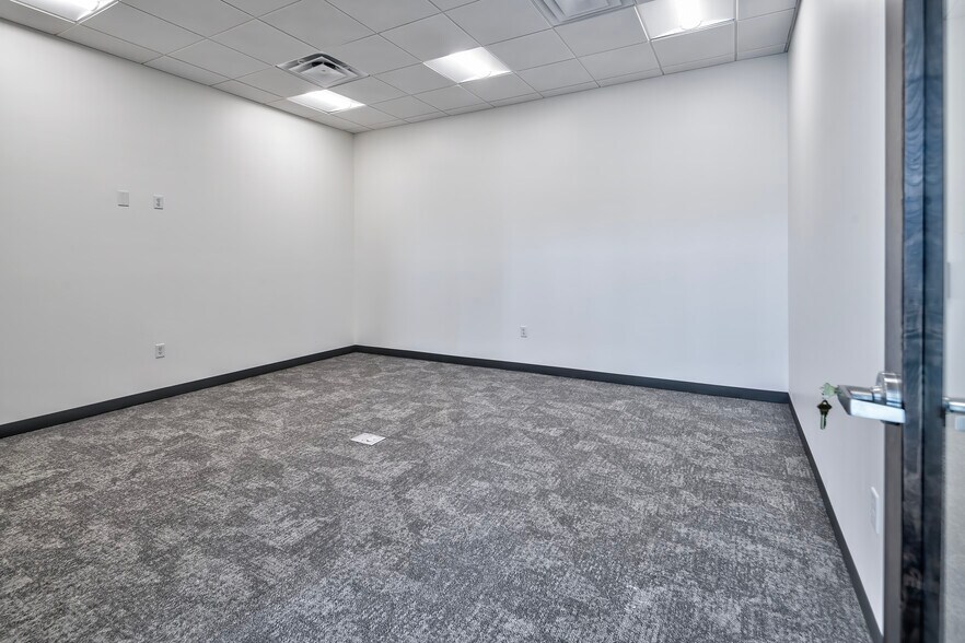 More Photos Of 12730 N Dysart Rd, El Mirage Warehouse For Sale