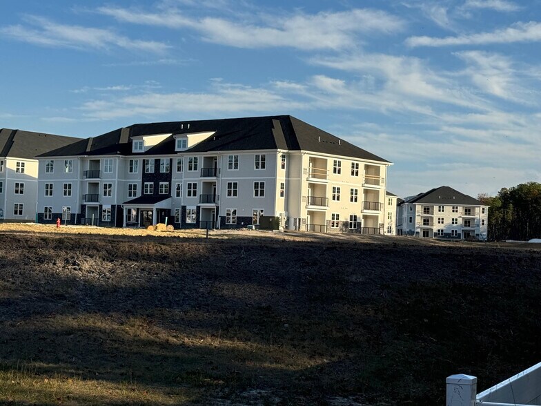 More Photos Of 1 S Colonial Dr, Manchester Township Land For Lease