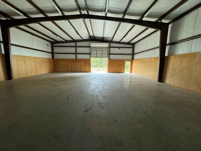 More Photos Of 139 Caggiano Dr, Gaffney Warehouse For Lease
