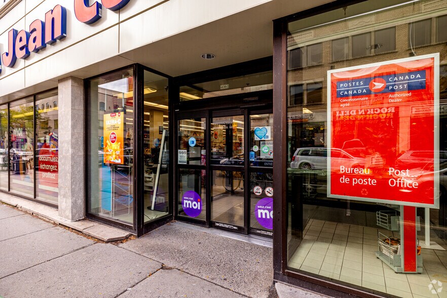 More Photos Of 4071 Rue Wellington, Verdun Storefront For Lease