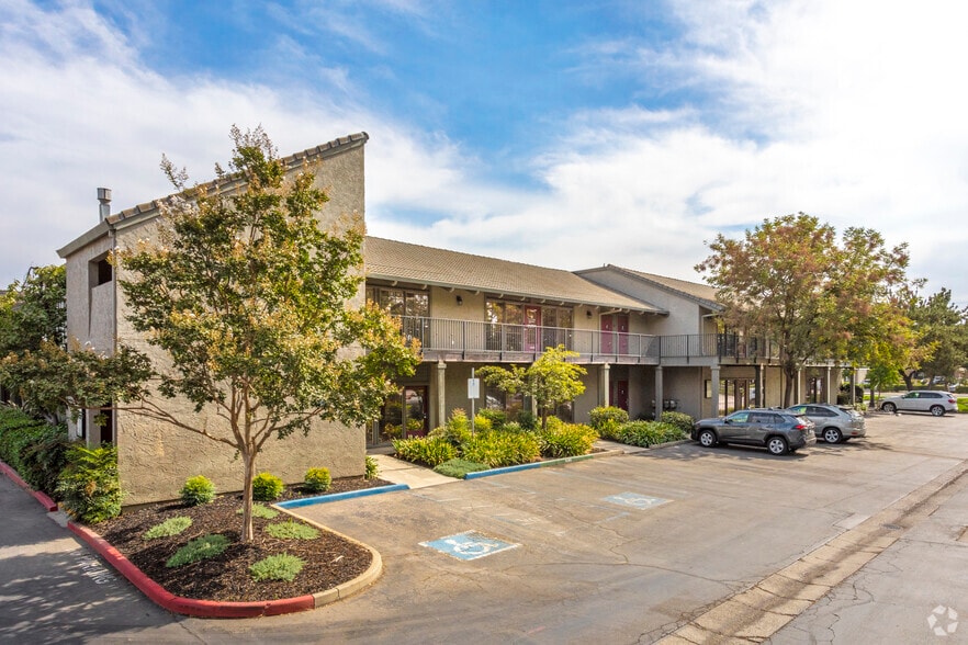 Primary Photo Of 2937 Veneman Ave, Modesto Office For Lease