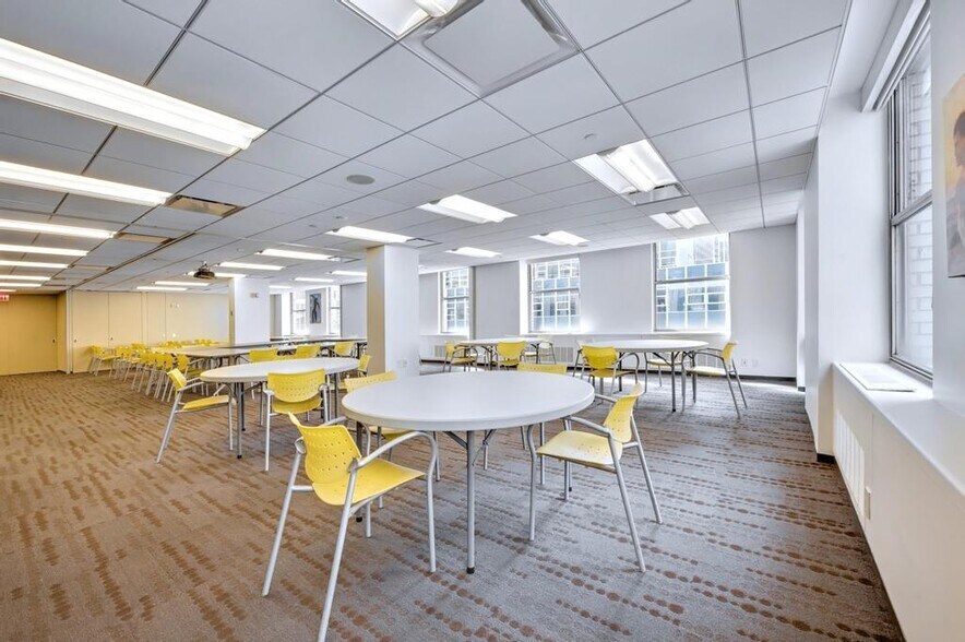 More Photos Of 125 Maiden Ln, New York Medical For Sale