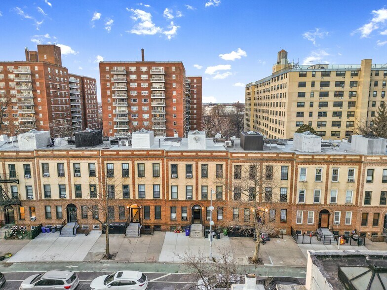 More Photos Of 53-11 Skillman Ave, Woodside Apartments For Sale