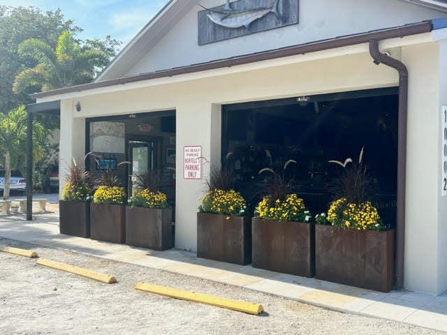 More Photos Of 10002 Gulf Dr, Anna Maria Bar For Sale