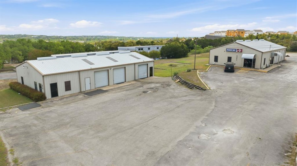 More Photos Of 9221 Highway 290 W, Austin Light Manufacturing For Sale