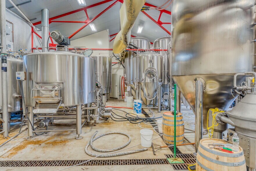 More Photos Of 201 Water St, Catskill Winery Vineyard For Sale