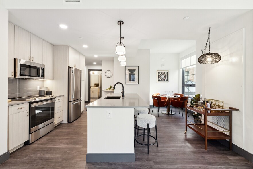 More Photos Of 435 N Broad St, Philadelphia Apartments For Lease