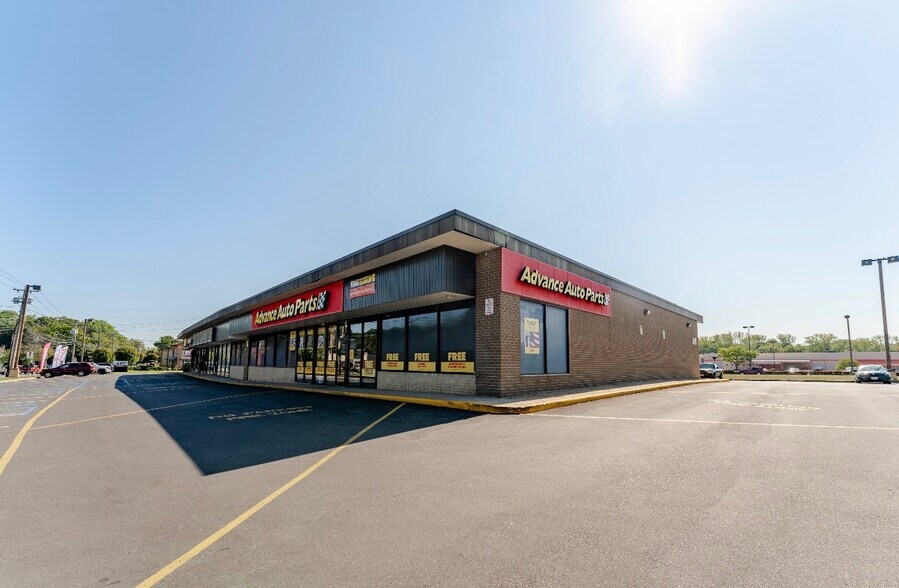 More Photos Of 264-350 Middle Country Rd, Coram Unknown For Lease