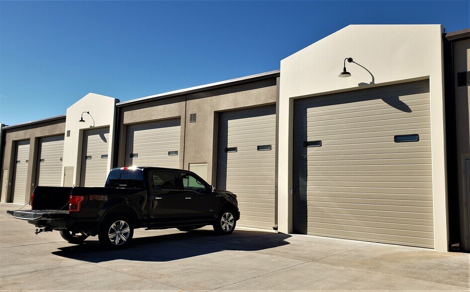 More Photos Of 1931 Liggett Rd, Castle Rock Self Storage For Sale
