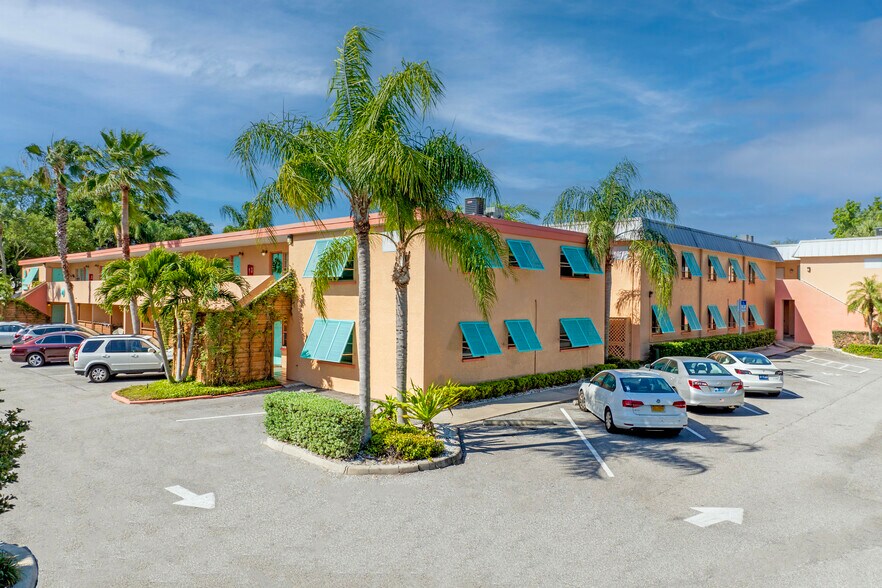 More Photos Of 1405 S Lorenzo Ave, Tampa Apartments For Sale