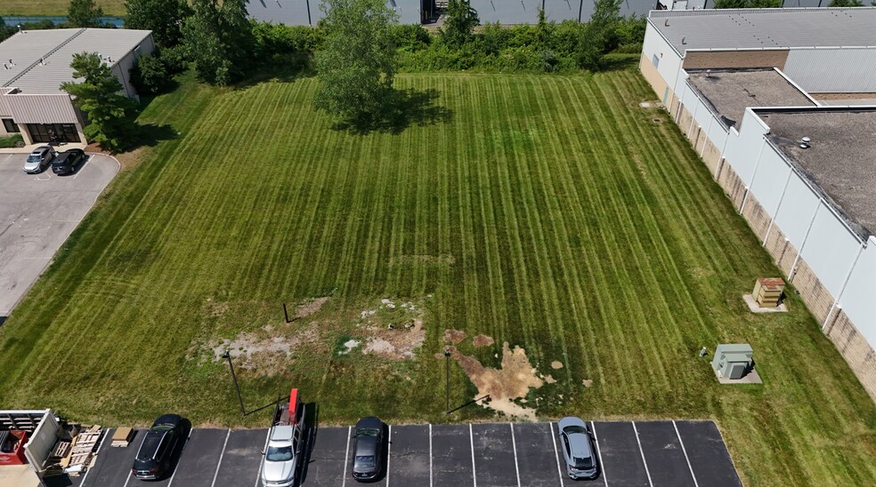 More Photos Of 7790 N Central Dr, Lewis Center Warehouse For Lease