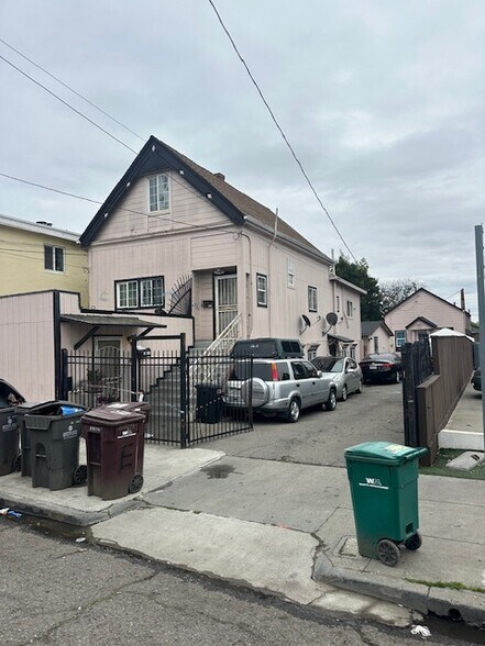 More Photos Of 1430 47th Ave, Oakland Apartments For Sale