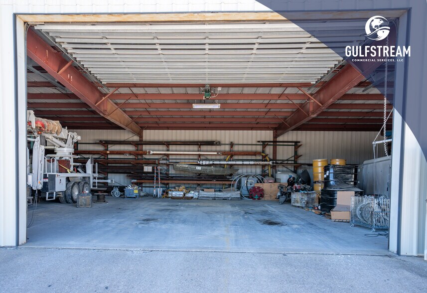 More Photos Of 5630 Airline Rd, Henderson Manufacturing For Lease