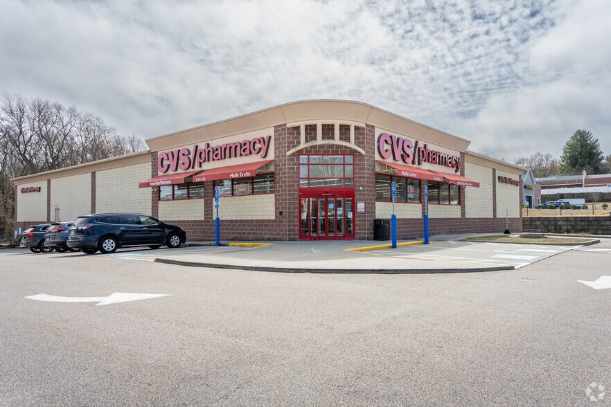 Primary Photo Of 2005 Norwich New London Tpke, Uncasville Drugstore For Sale