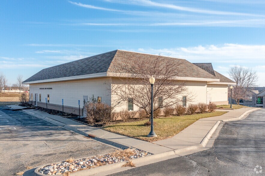 More Photos Of 5225 N 158th Ave, Omaha Daycare Center For Sale
