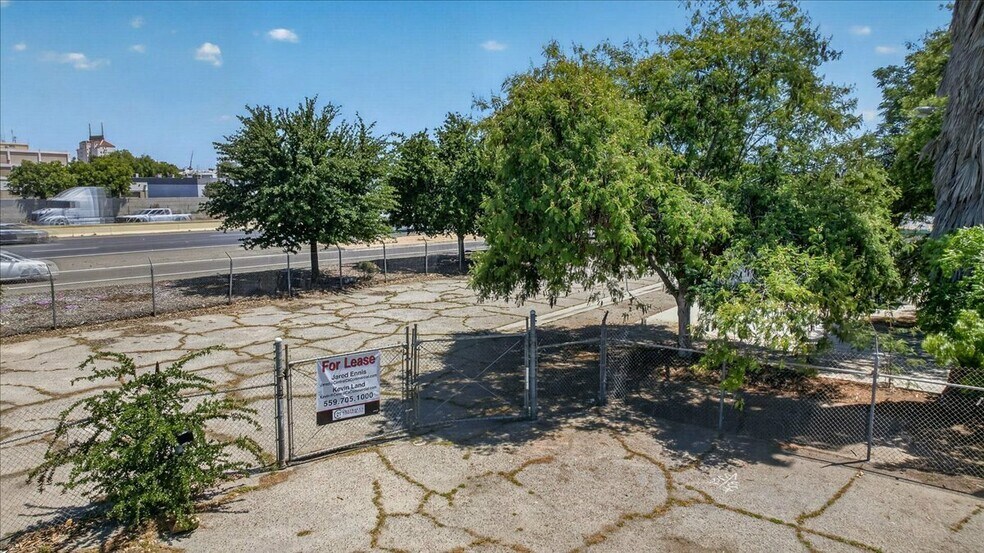 More Photos Of 1232 San Joaquin St, Fresno Office For Lease