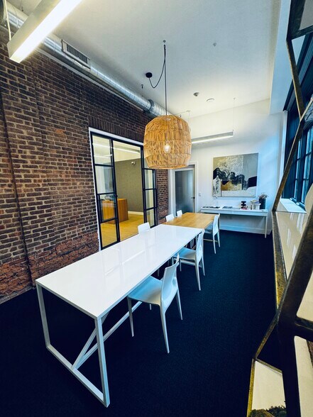 More Photos Of 491 Bloomfield Ave, Montclair Storefront For Lease