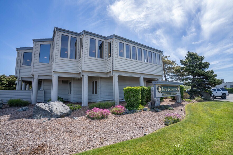 More Photos Of 1695 Beach Loop Drive, Bandon Restaurant For Sale