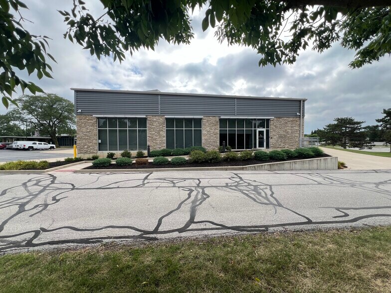 Primary Photo Of 2980 E Coliseum Blvd, Fort Wayne Industrial For Lease
