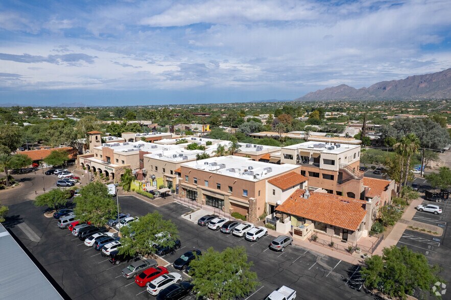 More Photos Of 2970 N Swan Rd, Tucson Unknown For Lease